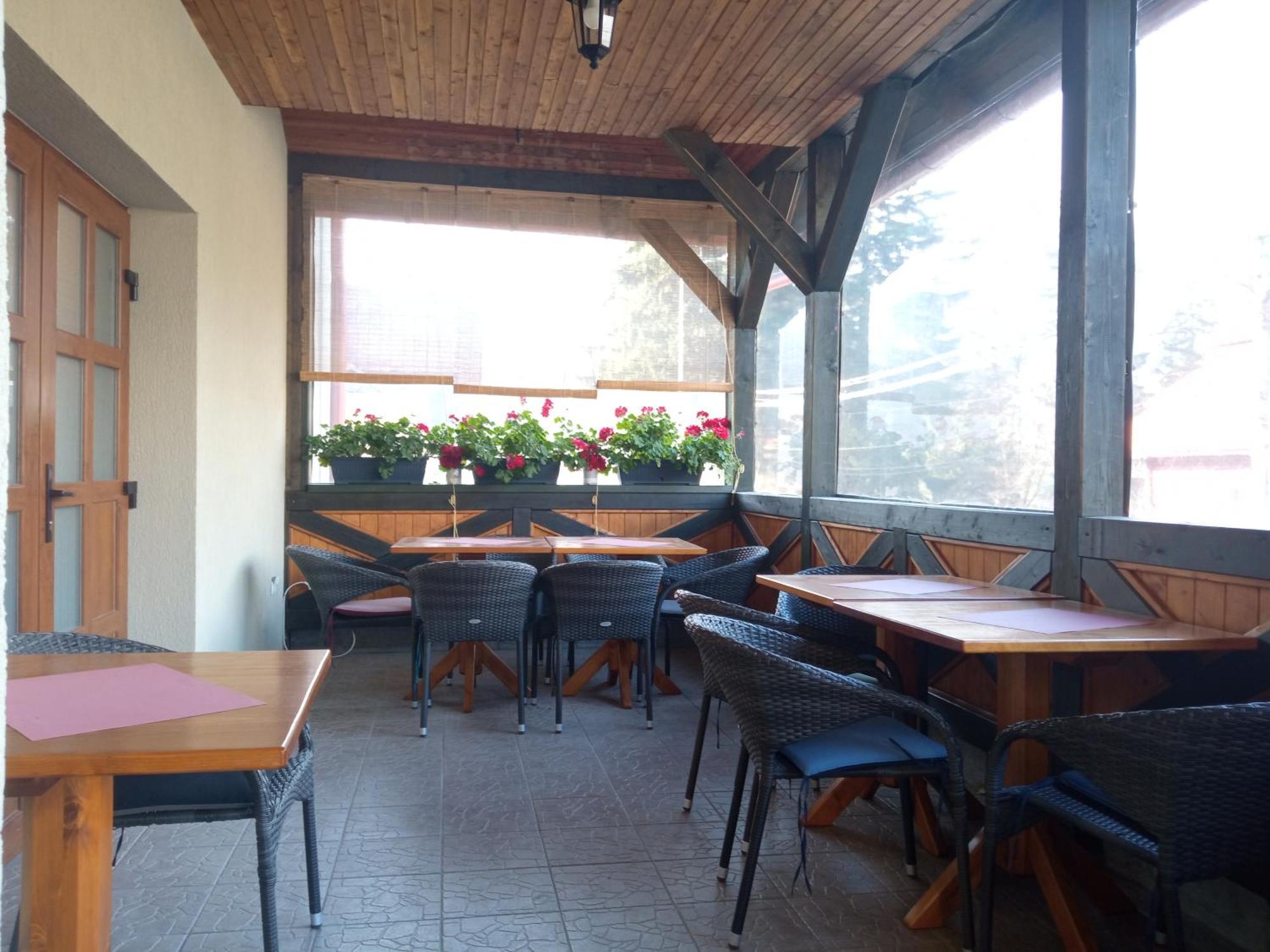 ביילה טושנד Villa Atriolum מראה חיצוני תמונה